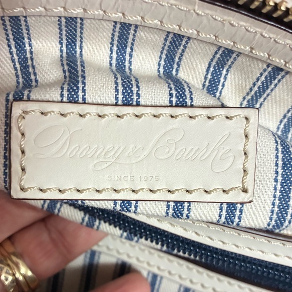 Dooney & Bourke EUC- Beacon Woven & Leather Satchel Beacon Tan and cream Handbag - Picture 14 of 16